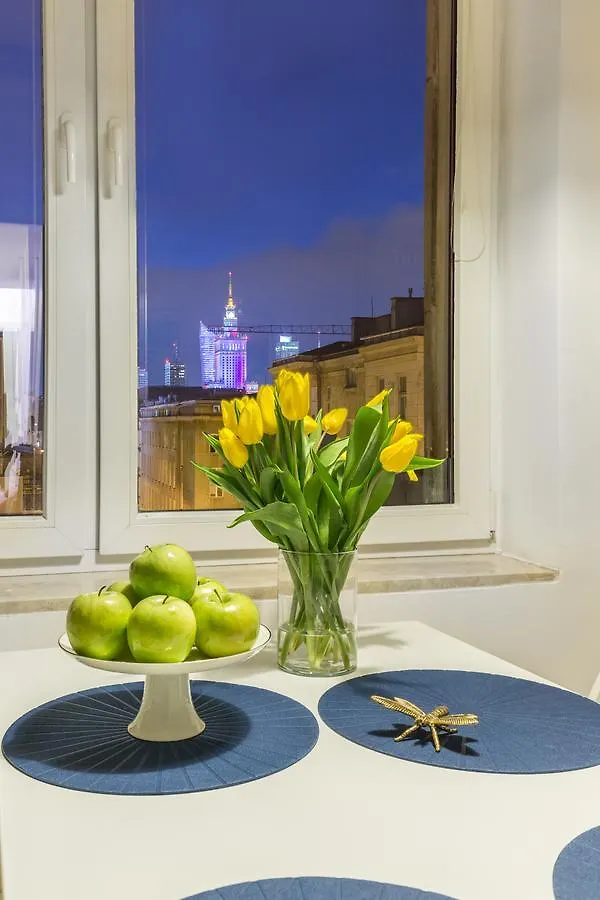 Palm Aparts Warsaw Apartment