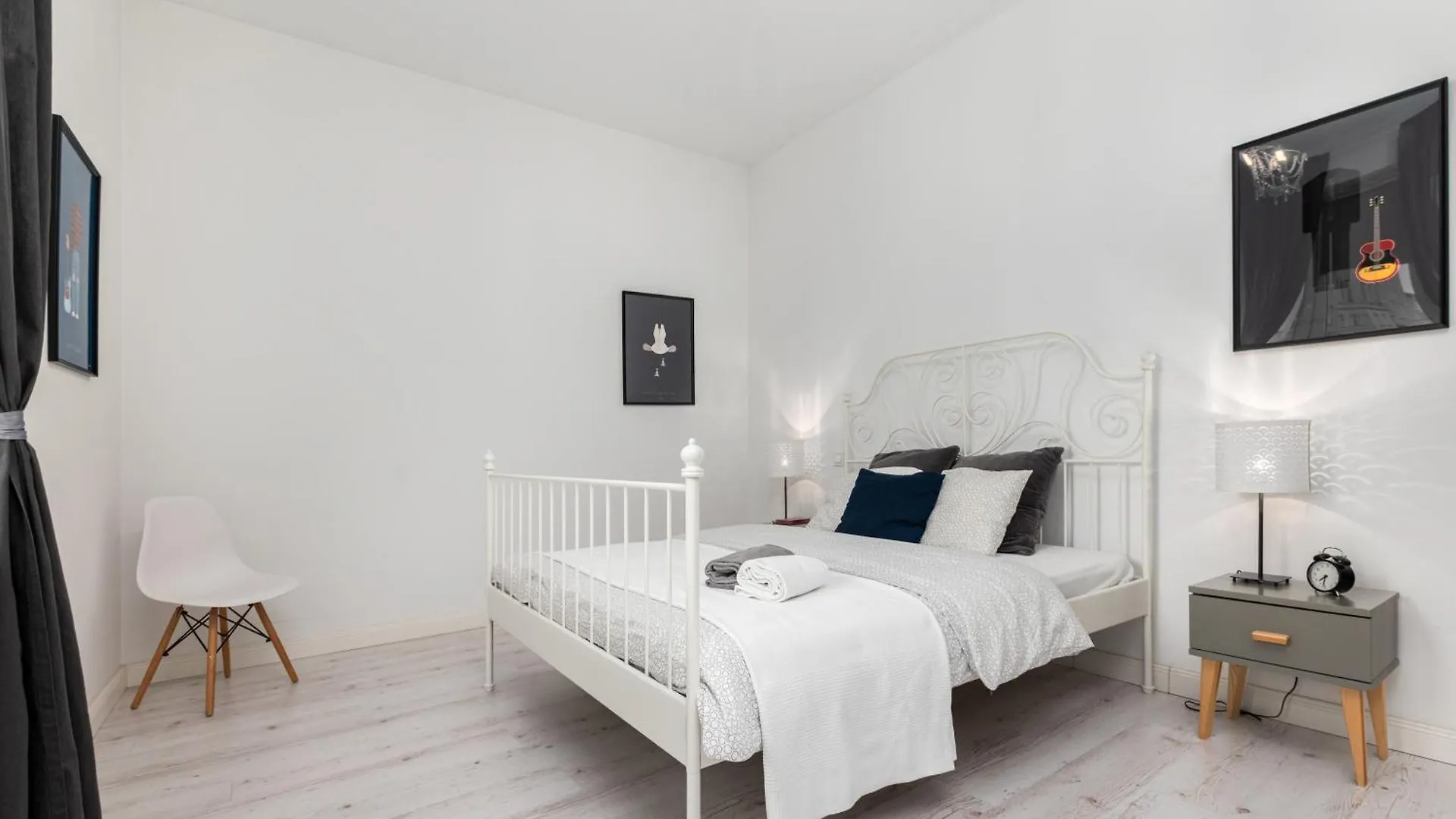 Palm Aparts Varšava Apartmán