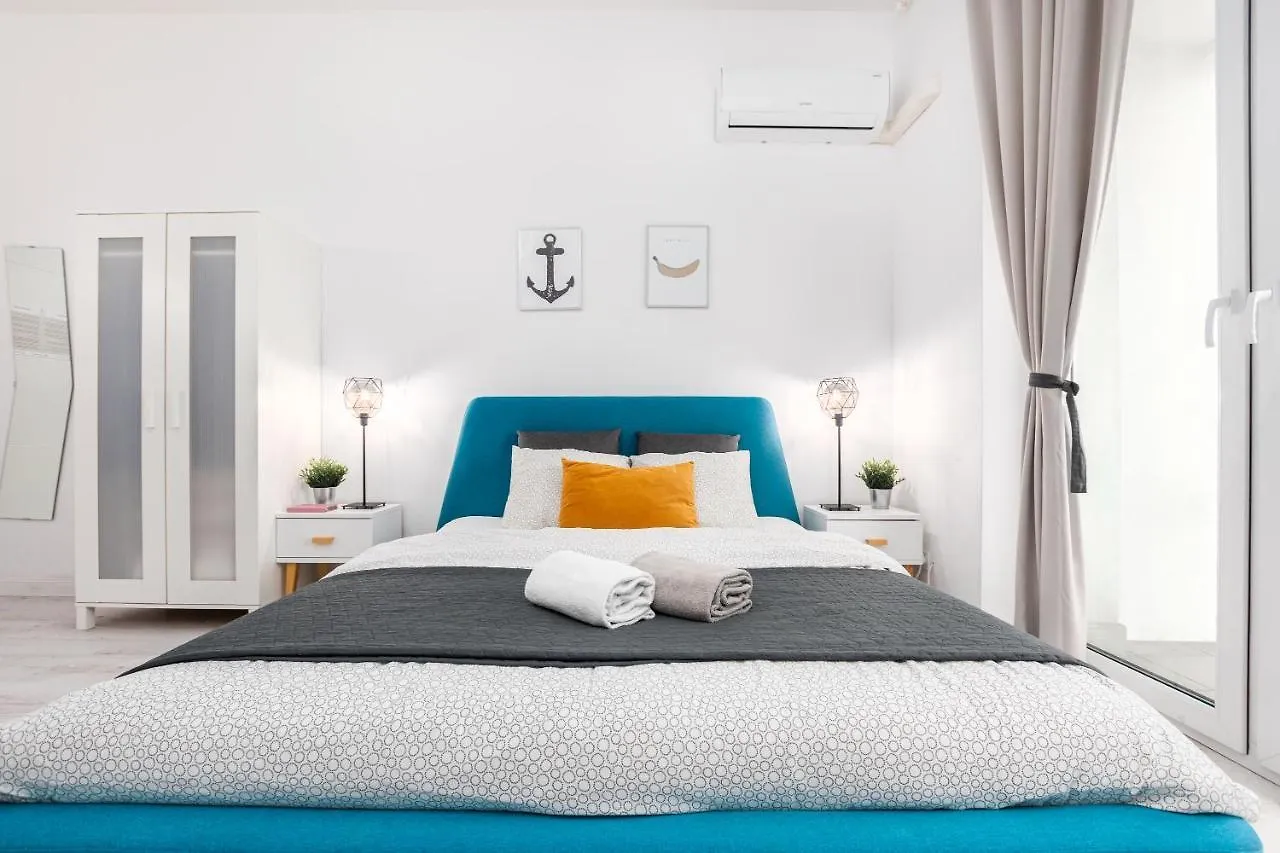Palm Aparts Varsó Apartman